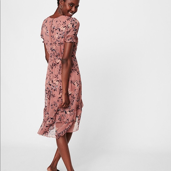 EXPRESS FLORAL PRINT RUFFLE MIDI DRESS! - Picture 7 of 8